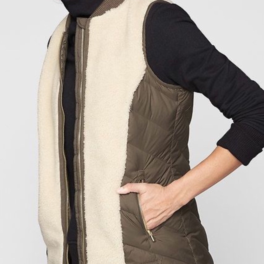 New w/ Tags! Athleta Responsible Down Vest!